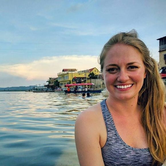 Meet your Posher, Christy - Picture 1 of 1