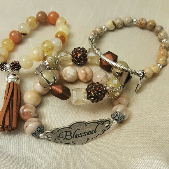 Custom bracelets - Picture 1 of 2