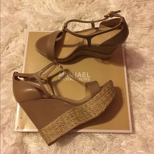 **SOLD**Michael Kors Kerri Wedge Sandal in khaki