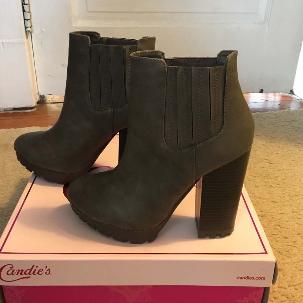 Candies Booties