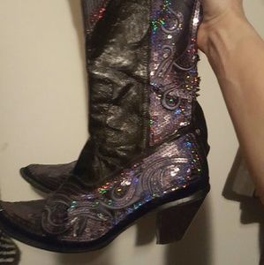 Cowboyish with a bit of bling bling boots