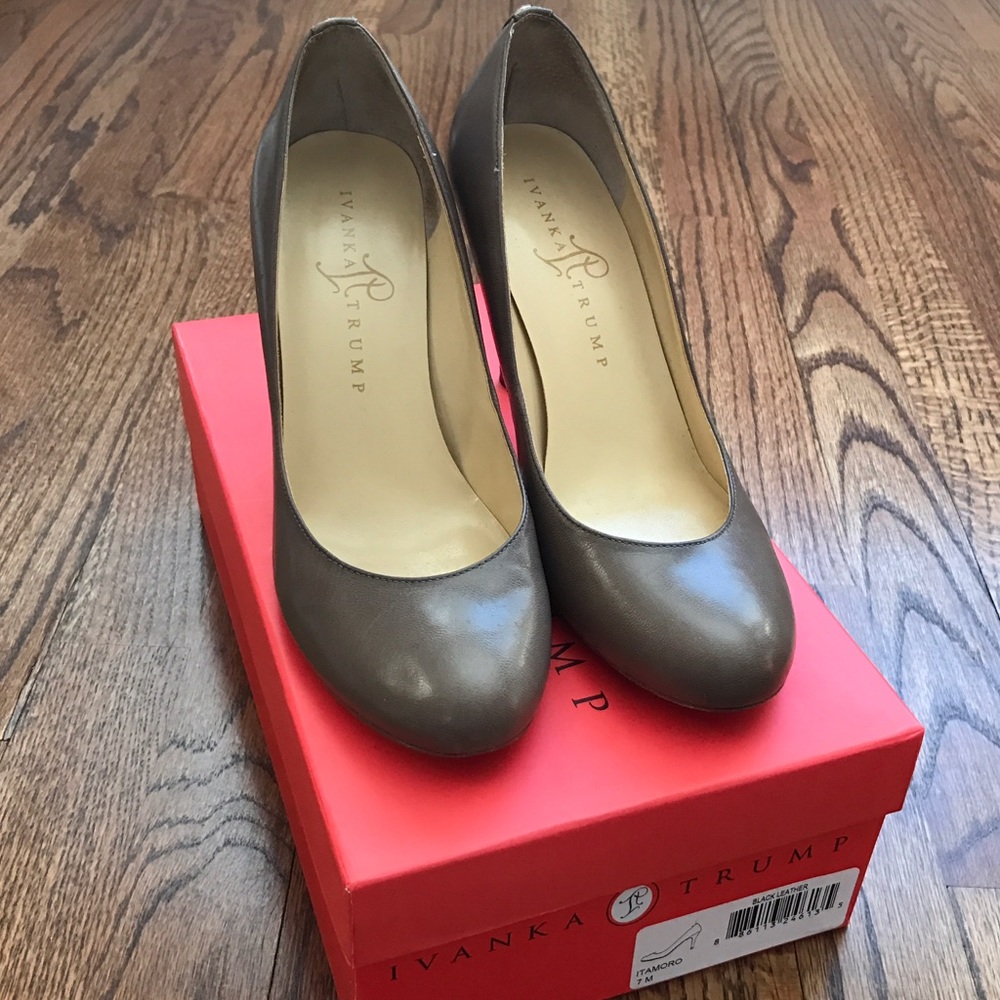 Ivanka Trump Amoro Mushroom Pumps