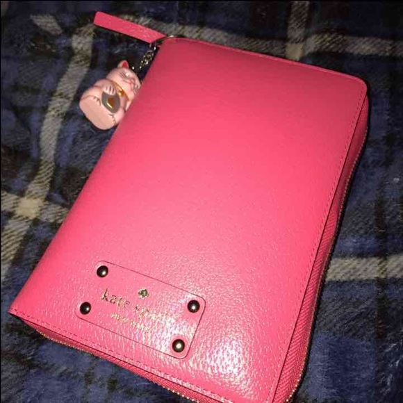 🚫 SOLD ON MERC 🚫 - Picture 2 of 4