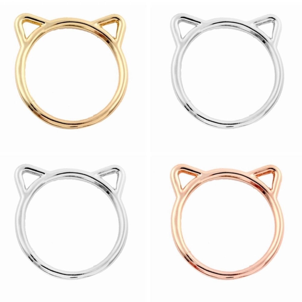 NEW silver plated kitty cat 🐱 ring! So adorable!