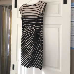 Cute Spring Dress by Just Taylor in Size 6