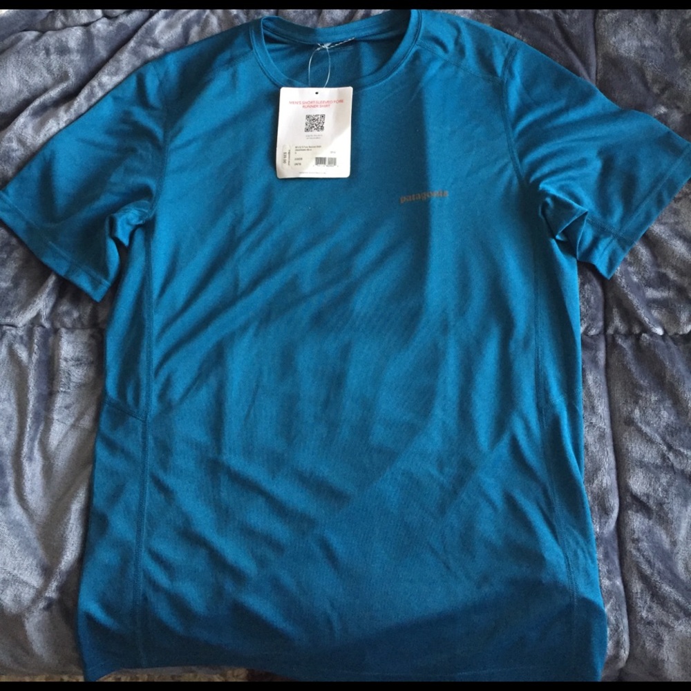 Patagonia - Small - Men's - Athletic Shirt - New