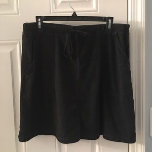 NWOT Black Max Studio weekend casual skirt