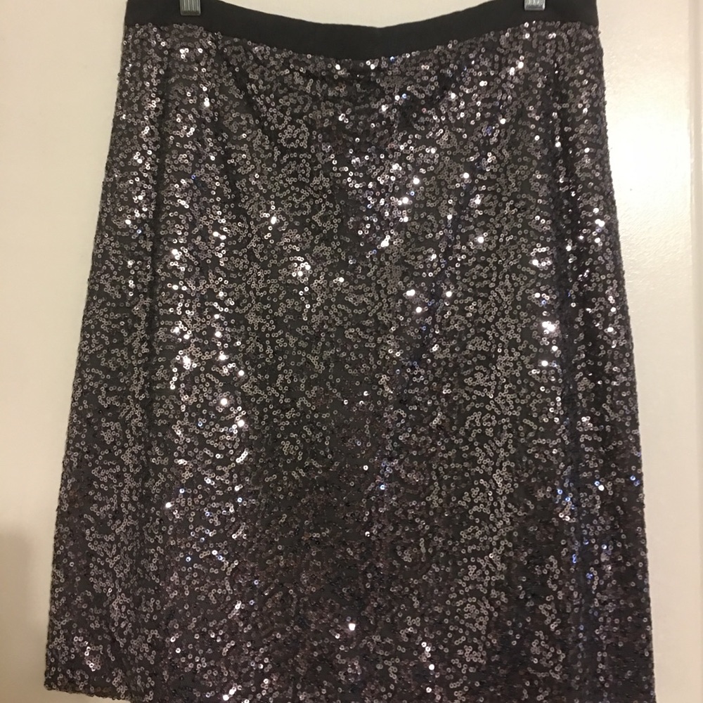 Sequined pencil skirt