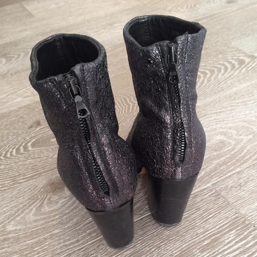 Rag & Bone Newbury bootie in metallic black - Picture 3 of 10