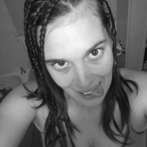 Meet your Posher, Ashlee