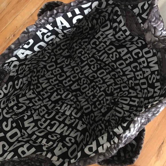 Marc by Marc Jacobs tote - Picture 2 of 4
