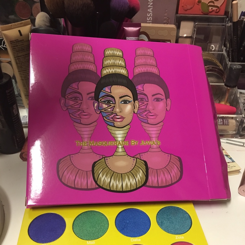 Juvias Place Masquerade Palette