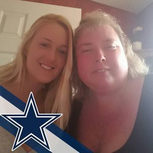 Meet your Posher, Roxanne