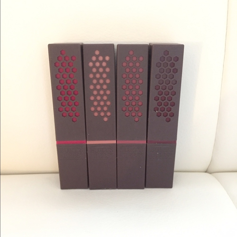 Bundle of 4 Burts Bees Lipsticks