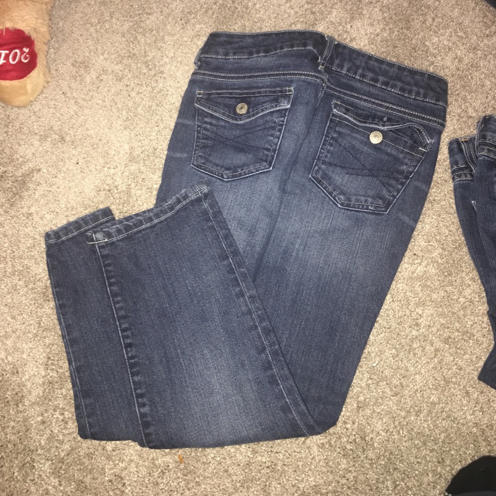 Capris - Picture 2 of 3