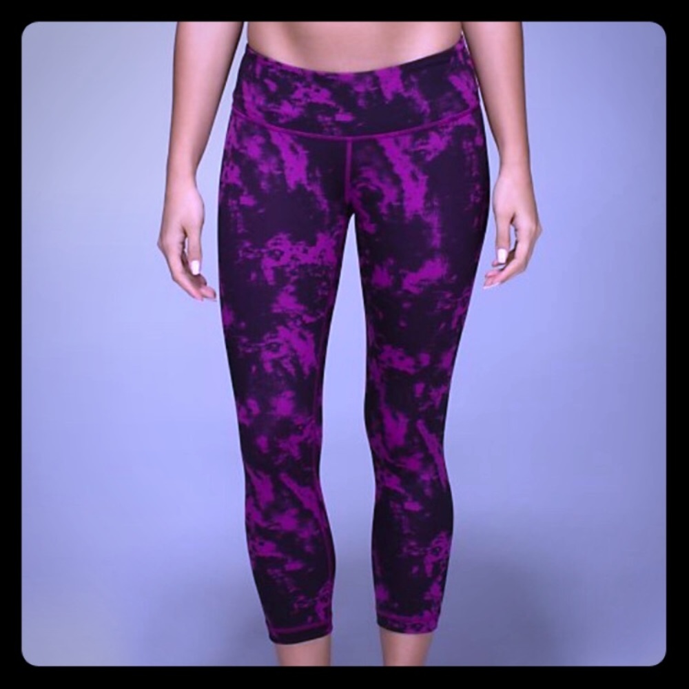 Like new lululemon regal plum crops