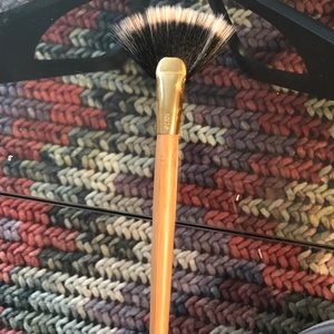 Tarte bamboo fan brush