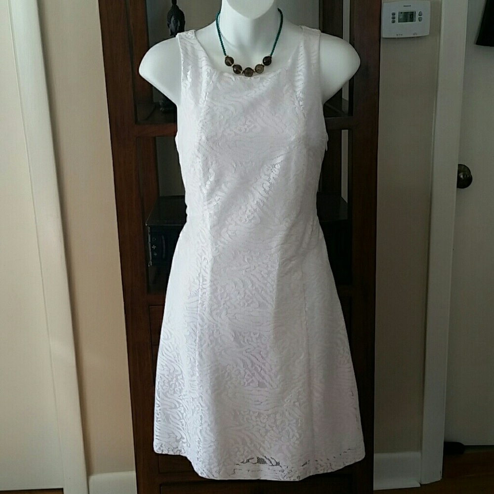 NWT Kensie White Lace mini dress S