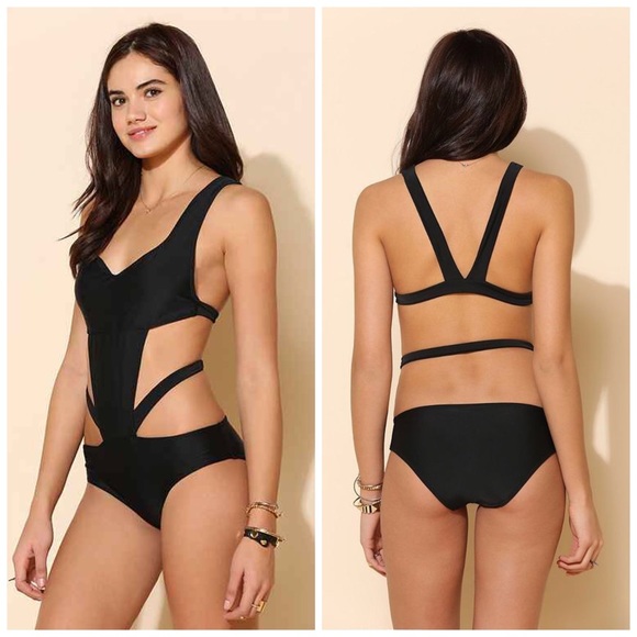 urban outfitters LOLLI cut out one piece swimsuit - Picture 5 of 5