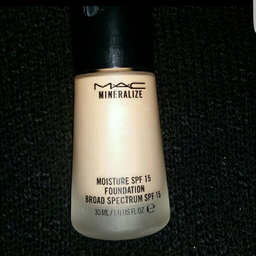 MAC Mineralized Foundation NW20