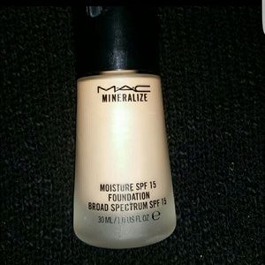 MAC Mineralized Foundation NW20