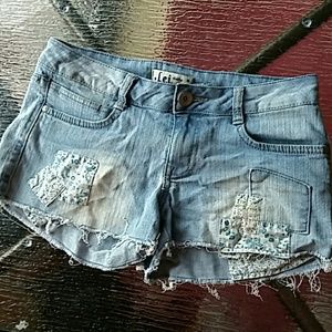 L.E.I. Denim Shorts with Floral Patches