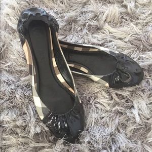 Burberry Flats Size Eur 39/ US 9