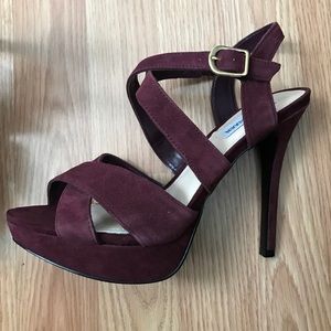 Burgundy suede straps Sandals