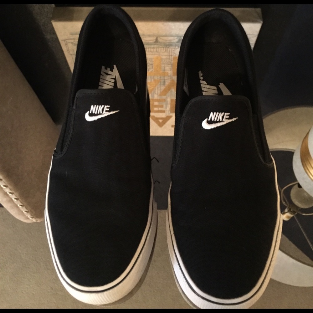 Men's Nikes