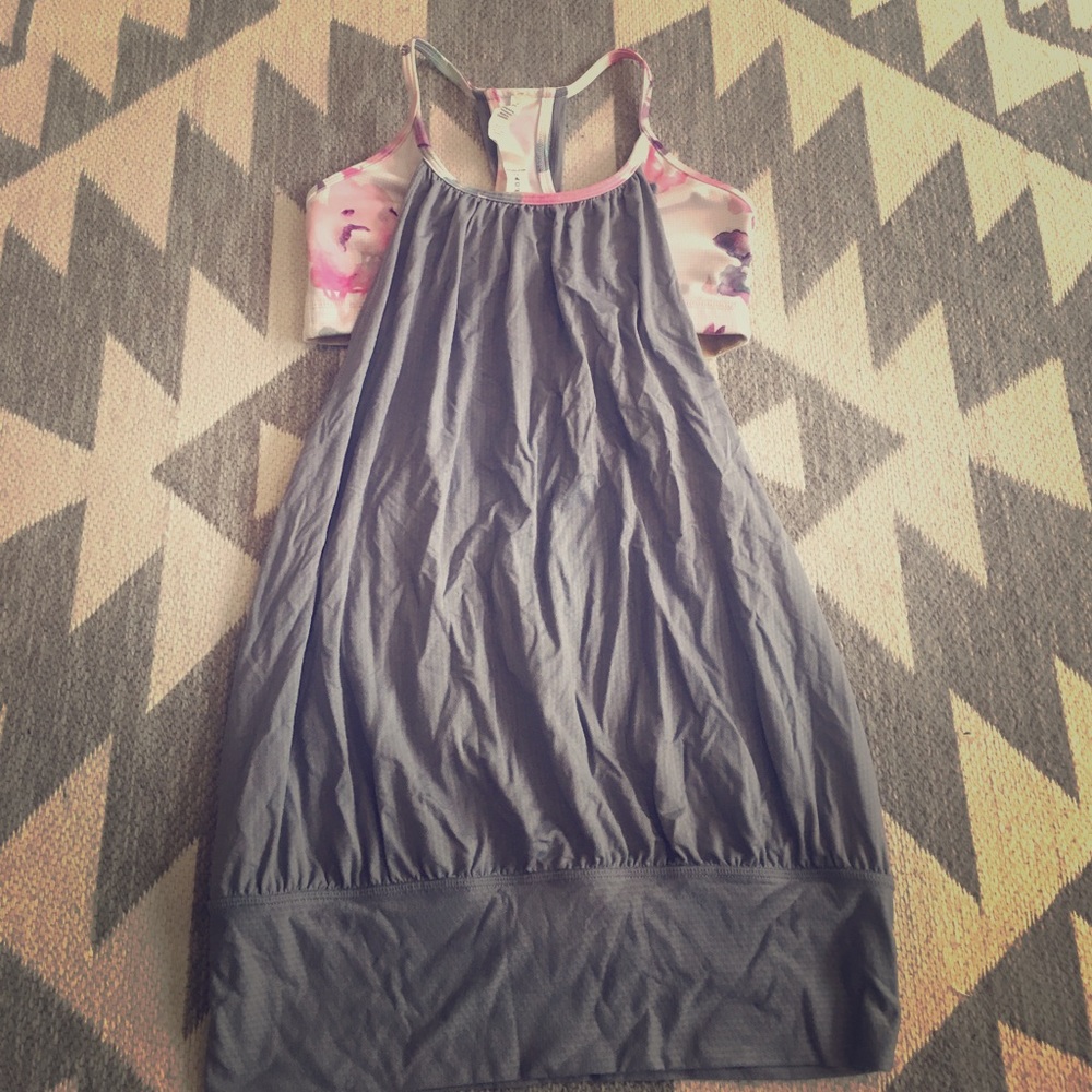 Lululemon size 4 no limits tank top