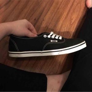 Vans lopro women's size 8