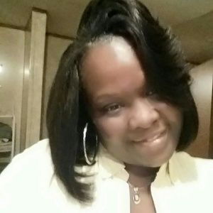 Meet your Posher, Charmaine