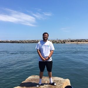 Meet your Posher, Jonathan