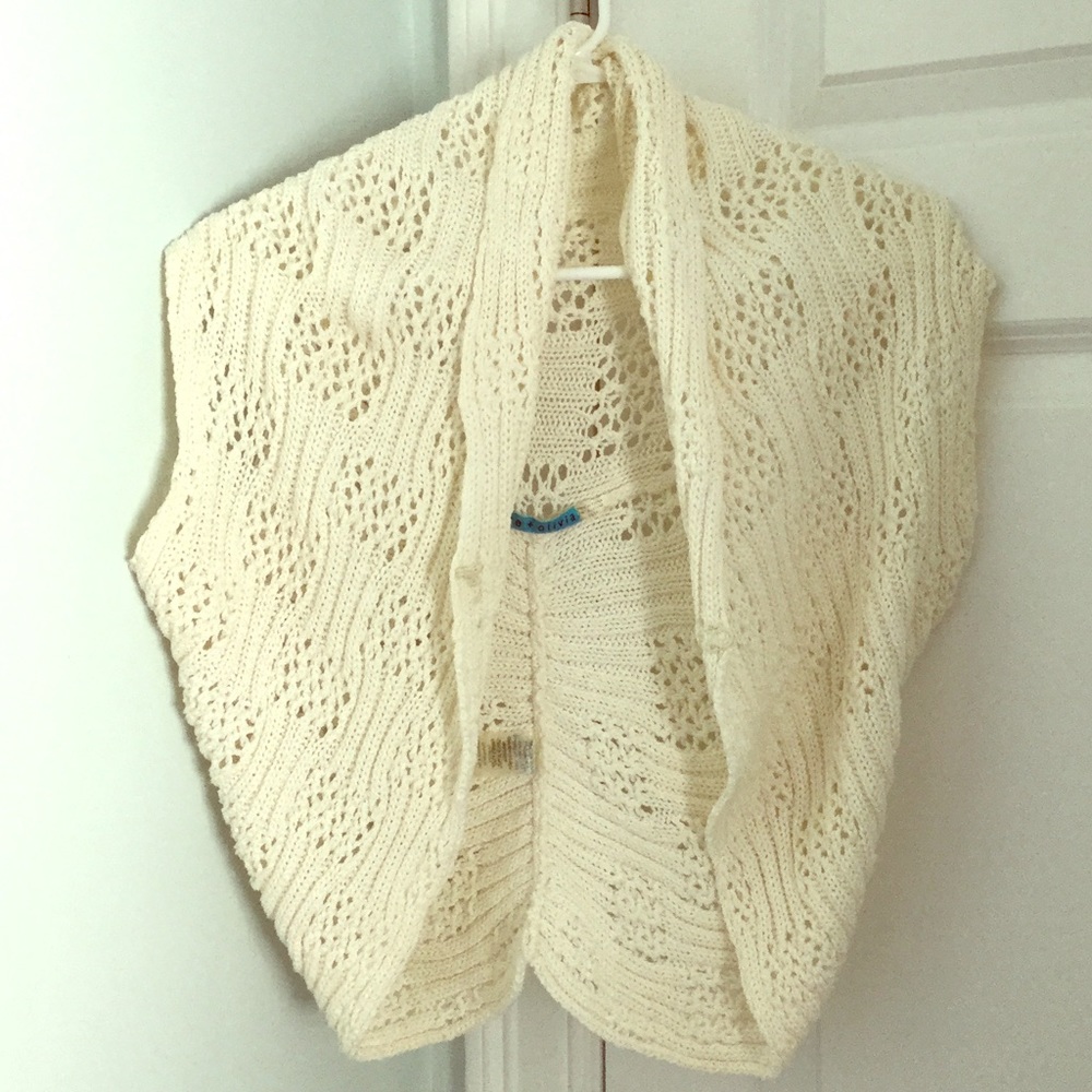 Alice + Olivia sweater shawl