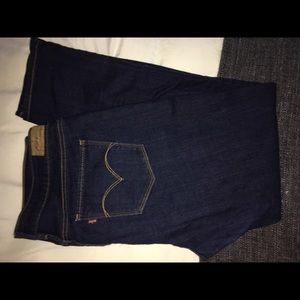 Levi's boot leg jeans nwot