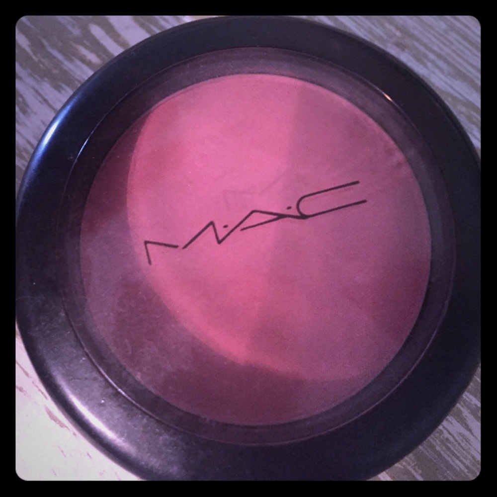 Mac blush