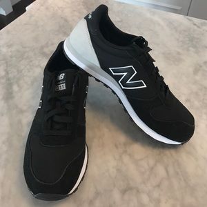Men's New Balance sneakers