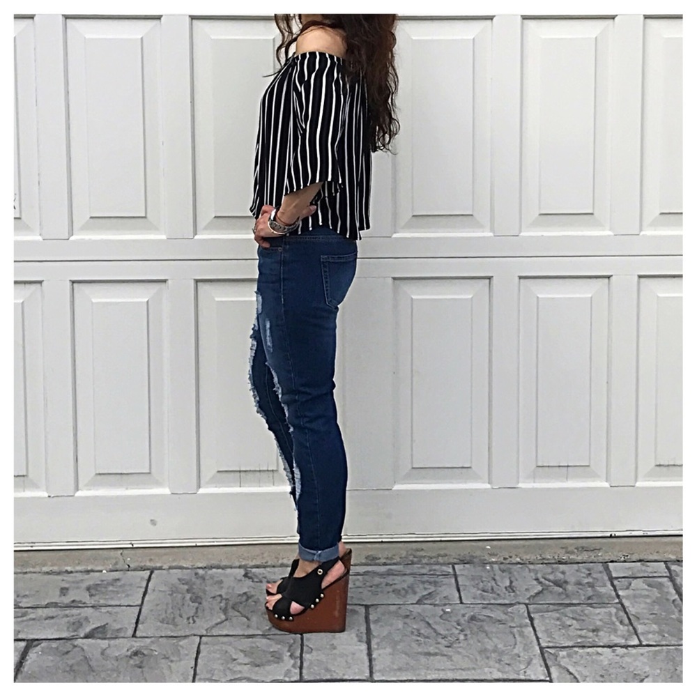 🆕 striped off the shoulder top ONE HOUR SALE - Picture 4 of 7