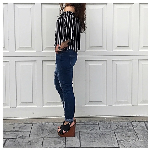 🆕 striped off the shoulder top ONE HOUR SALE - Picture 4 of 7