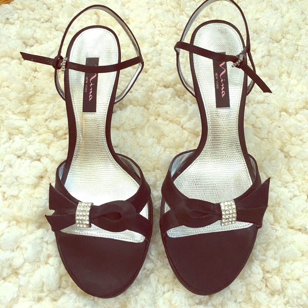 Nina dress shoe