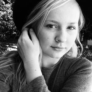 Meet your Posher, Vivian