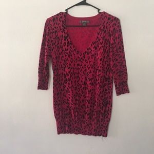 Magenta 3/4 sleeve sweater