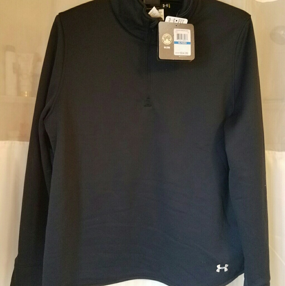 Women's Under Armour 1/4 zip sweatshirt