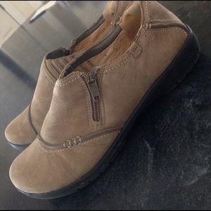 Clarks Unstructured size 8 m loafers