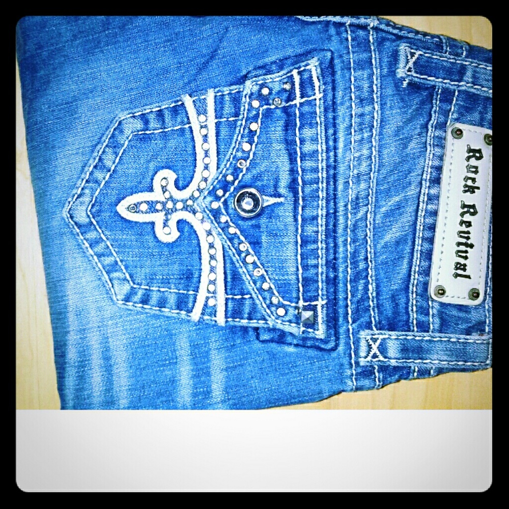 ROCK REVIVAL
