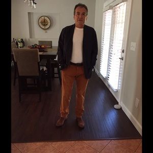 Meet your Posher, Adrian