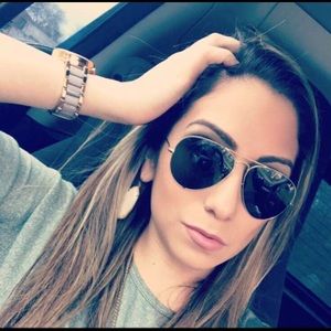 Meet your Posher, Ivanna