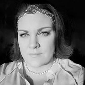 Meet your Posher, Lacey