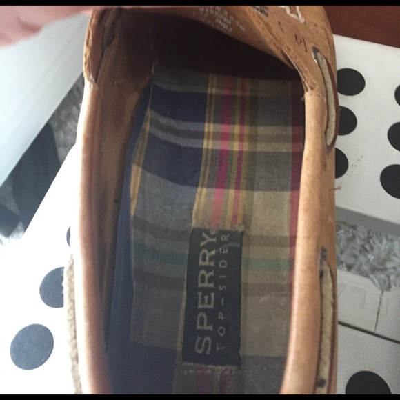 Tan Sperrys - Picture 4 of 4