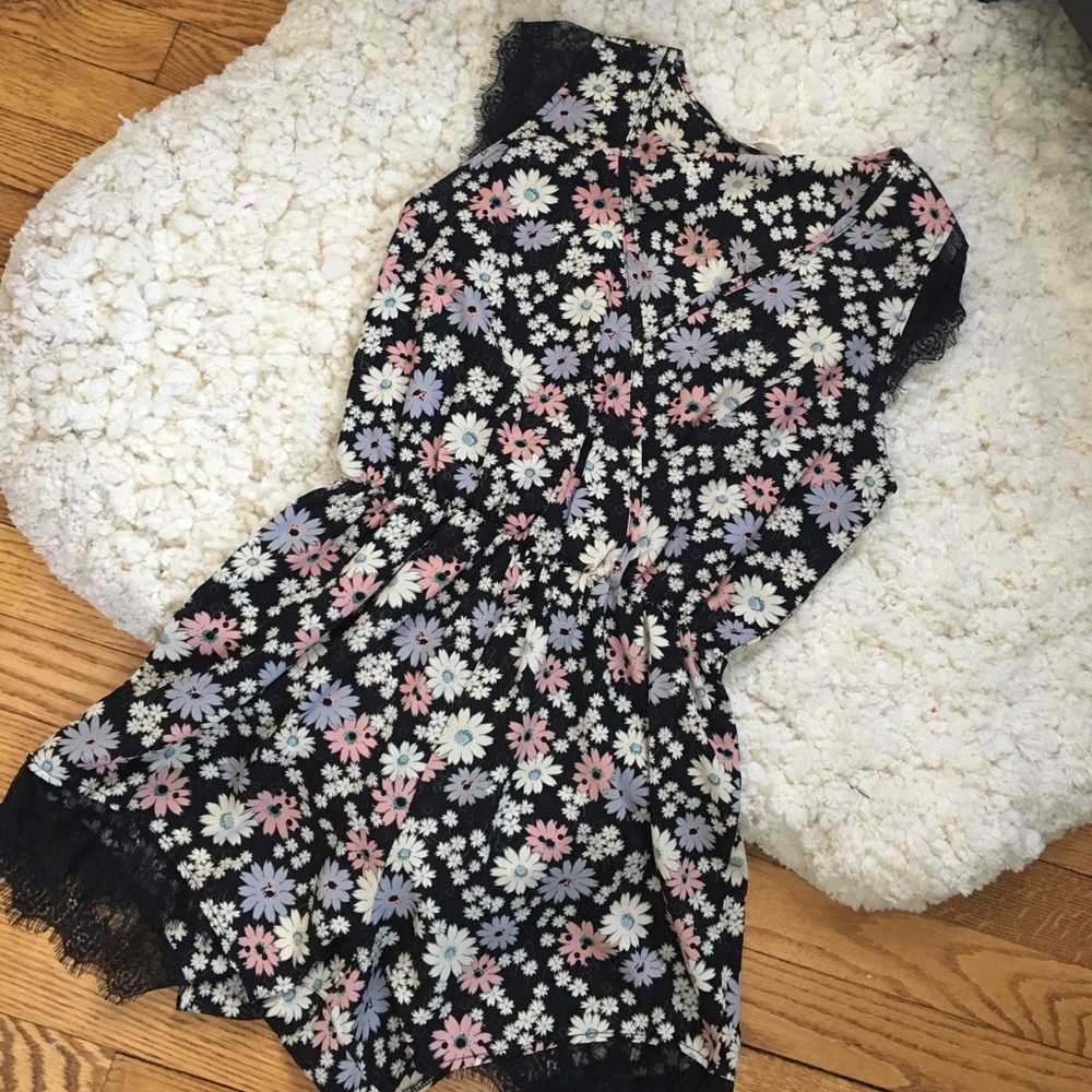 Romper - Picture 2 of 2